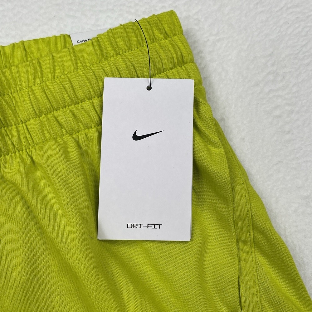 Nike Dri-Fit Girls Shorts Size Youth large High Rise Knit Green DX4965 - Picture 3 of 8